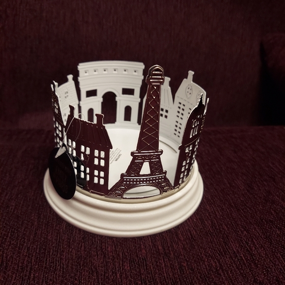 PARIS cityscape candle holder by bath and body works